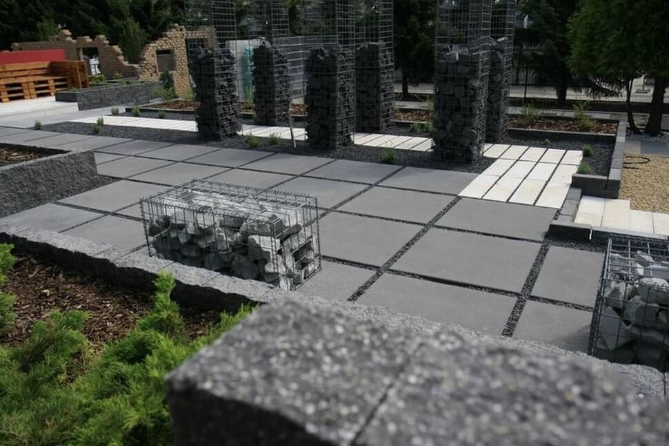 Технология совмещения бетонных смесей при производстве тротуарной плитки